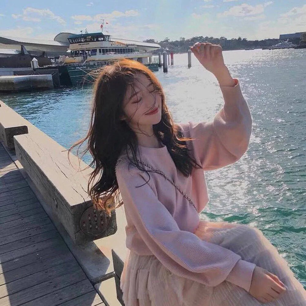 10号舱里的女人